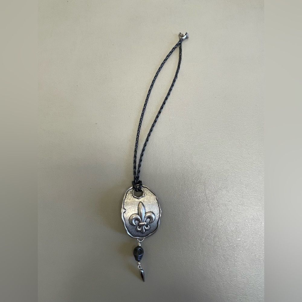 Costume necklace 